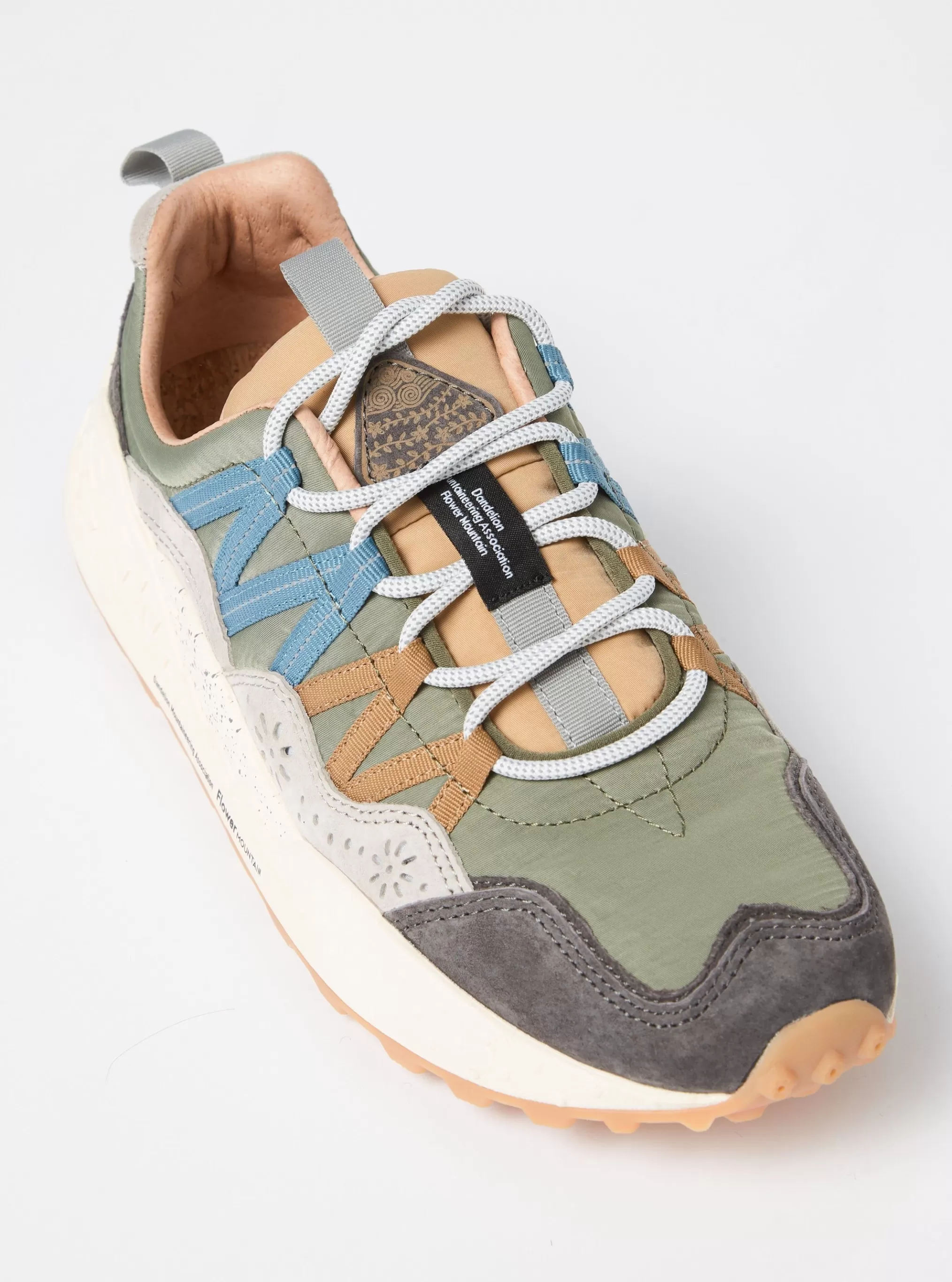 Footwear.^Universal Works Flower Mountain Washi Uni In Military Beige Suede/Nylon