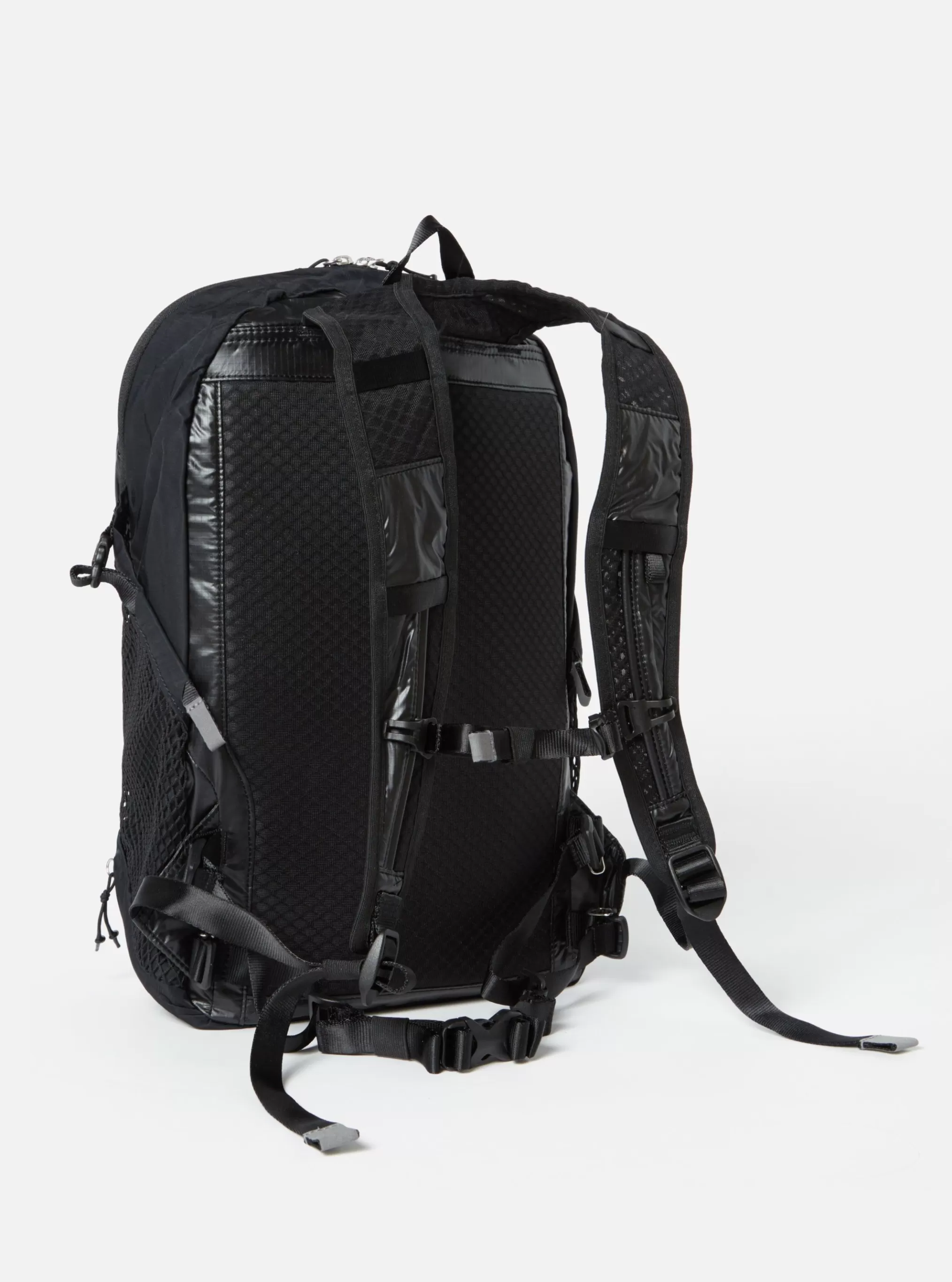 Accessories.^Universal Works Sandqvist 'Bo' Backpack In Black Recycled Ripstop Nylon