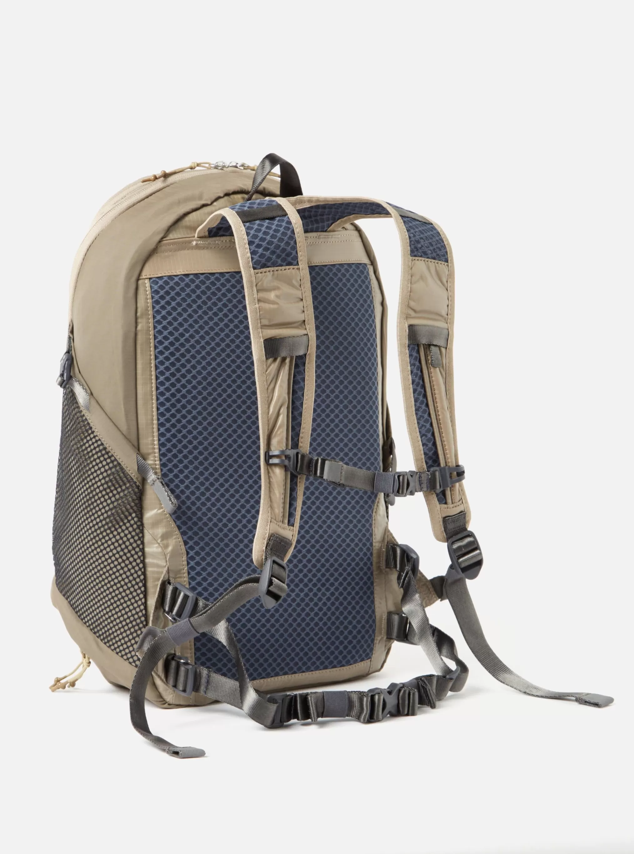 Accessories.^Universal Works Sandqvist 'Bo' Backpack In Multi Fog Recycled Ripstop Nylon