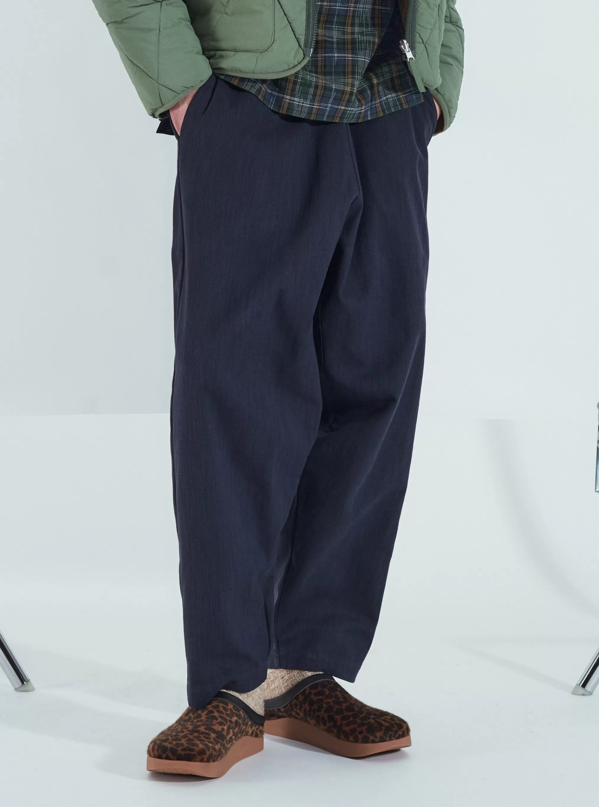 Trousers.^Universal Works Braga Pant In Navy Kyo Cotton