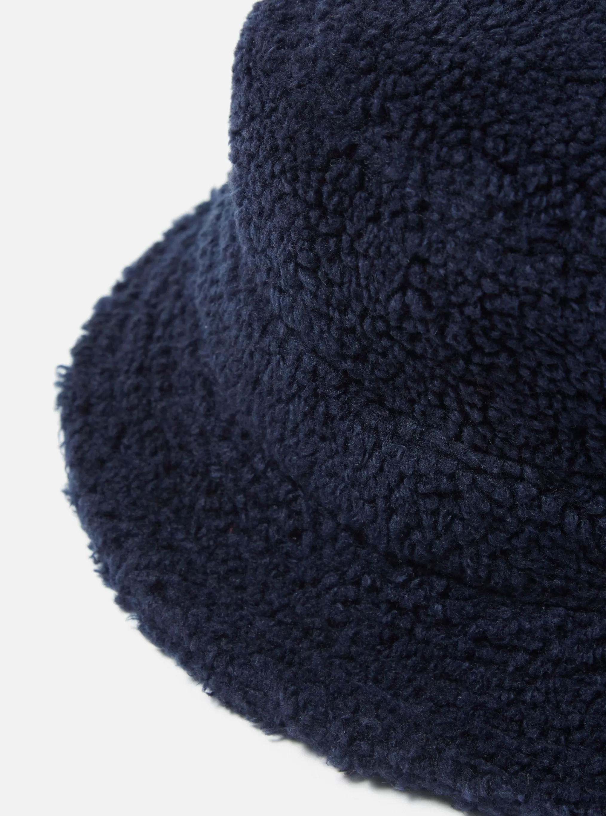 Accessories.^Universal Works Bucket Hat In Navy Mountain Fleece