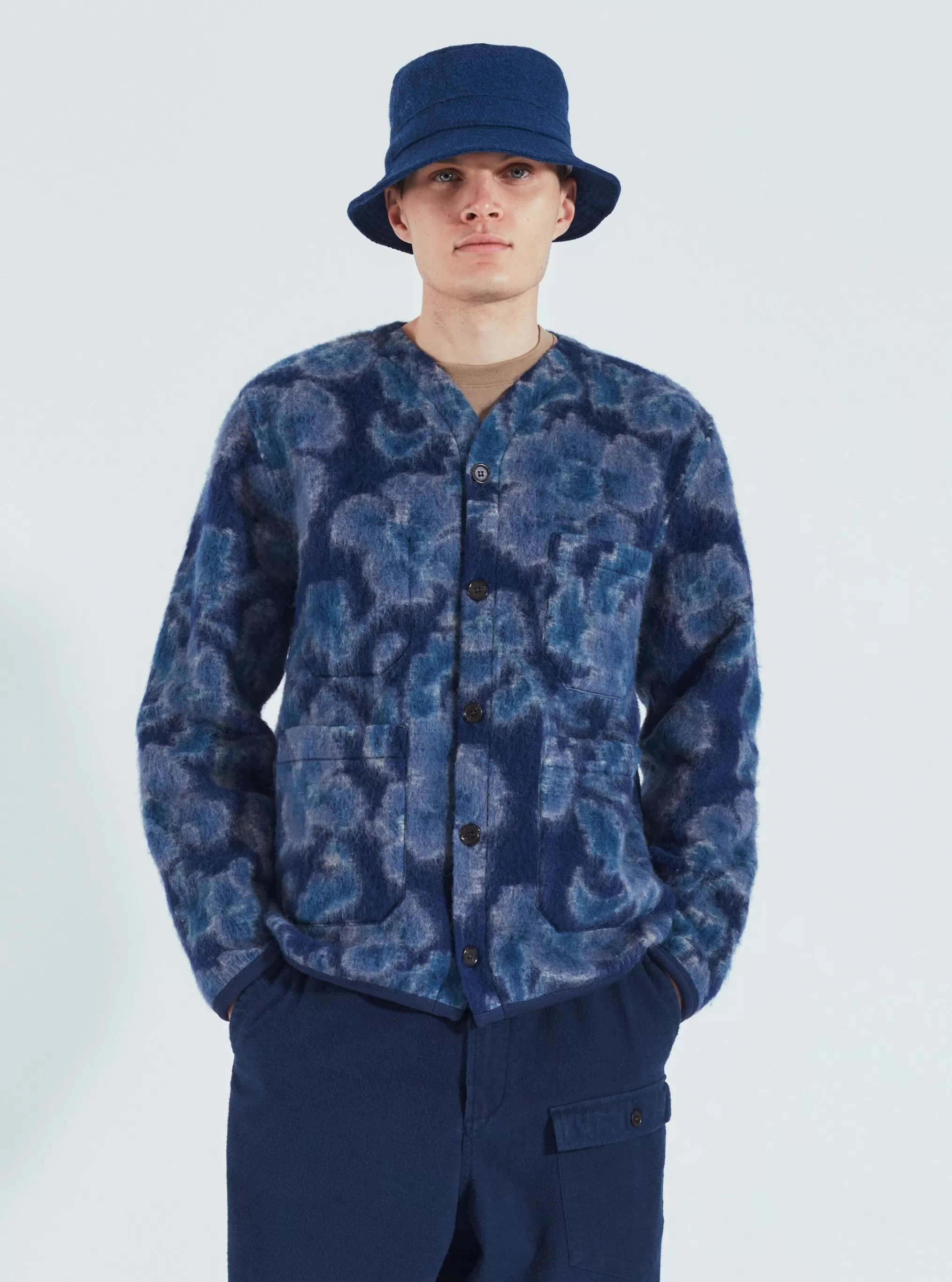 Fleece.^Universal Works Cardigan In Navy Flower Fleece